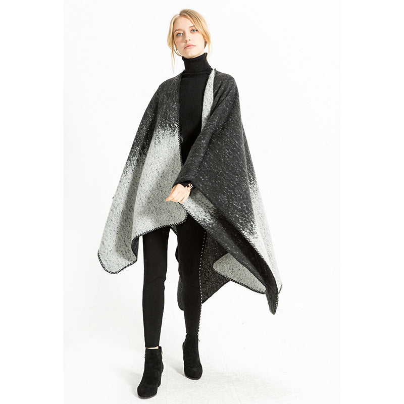 Damen Oversize-Ruana aus Wollmix mit Farbverlauf und Zierkettelnaht Shop Nory
