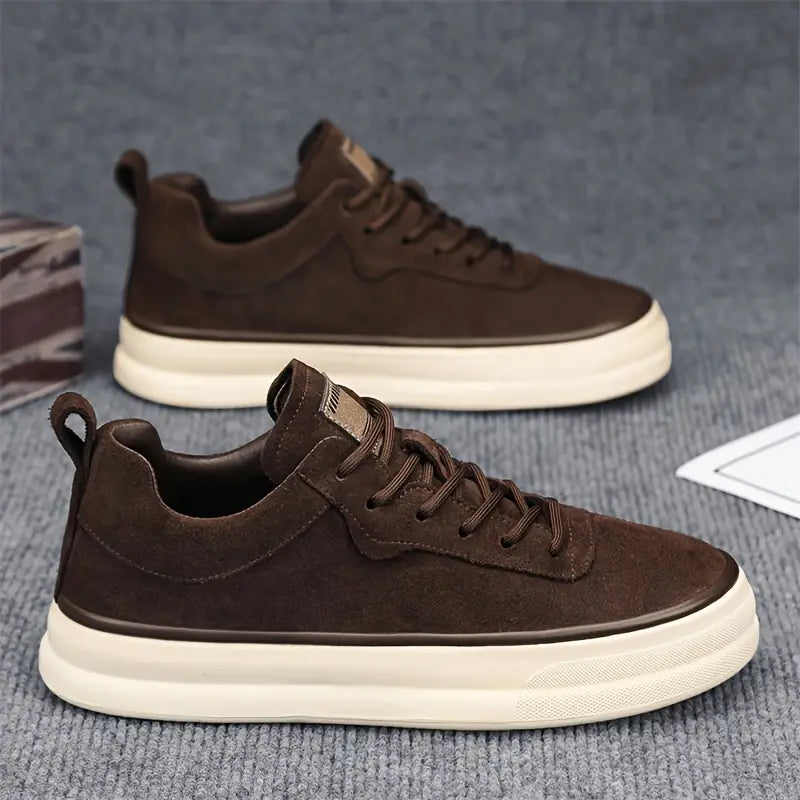 Low-Top Herrenschuhe