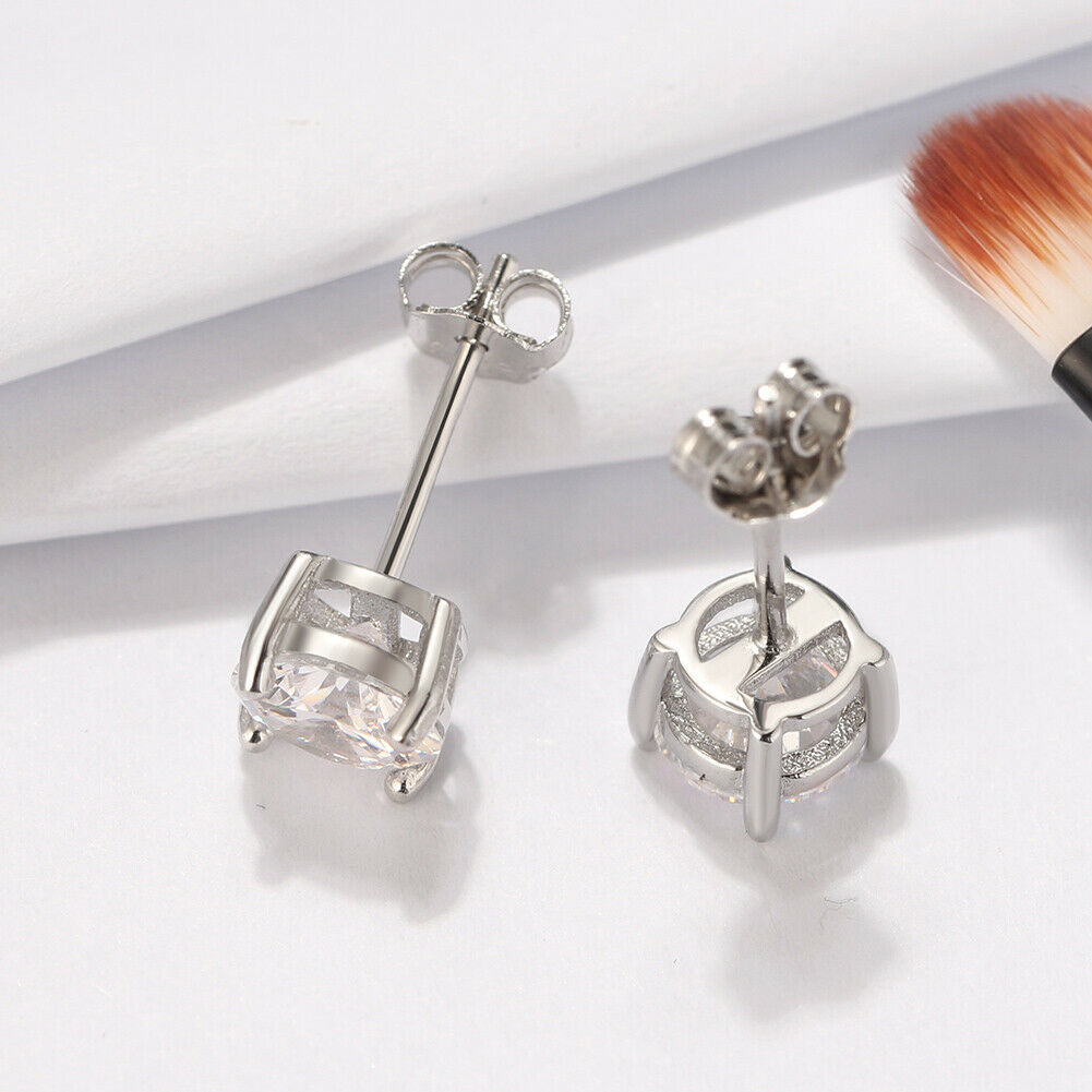1 Paar runde Ohrstecker 925er Sterlingsilber Cubic Zirkonia weiß | Shop Nory