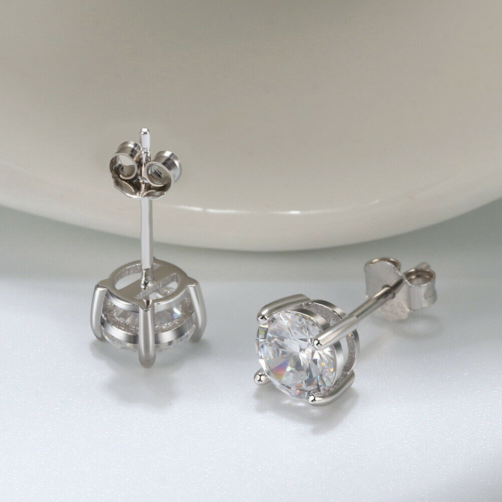 1 Paar runde Ohrstecker 925er Sterlingsilber Cubic Zirkonia weiß | Shop Nory