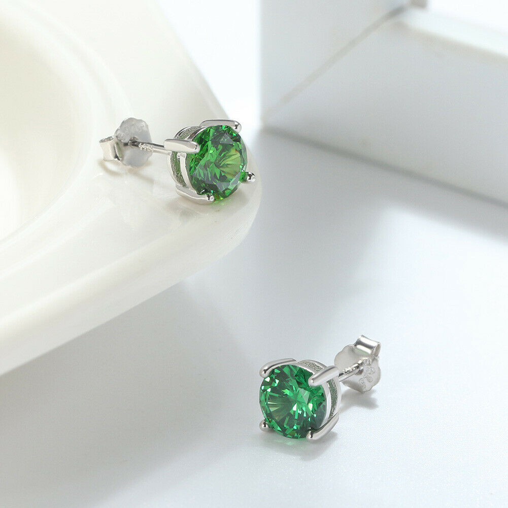 1 Paar runde Ohrstecker 925er Sterlingsilber Cubic Zirkonia grün | Shop Nory