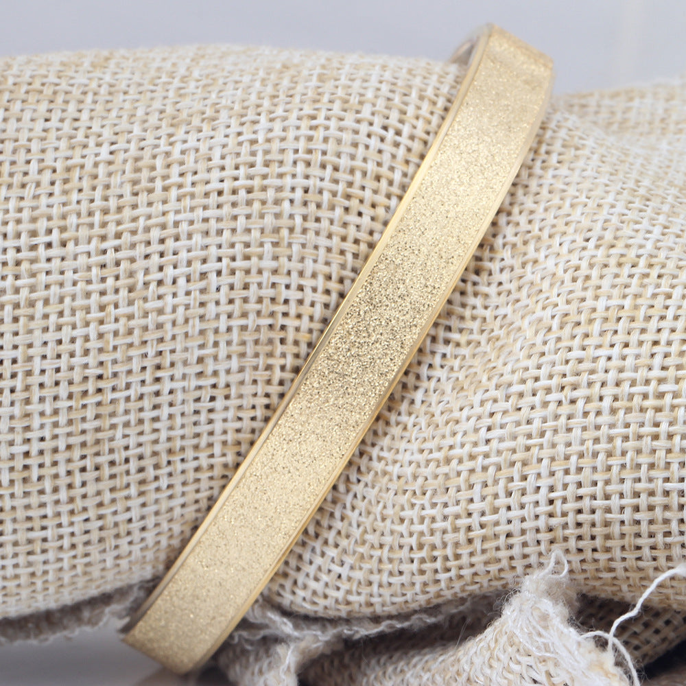 Damen Bangle-Armband mit elegantem, strukturiertem Design Shop Nory