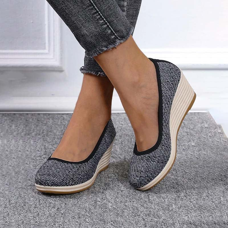 Lässige Keilschuhe