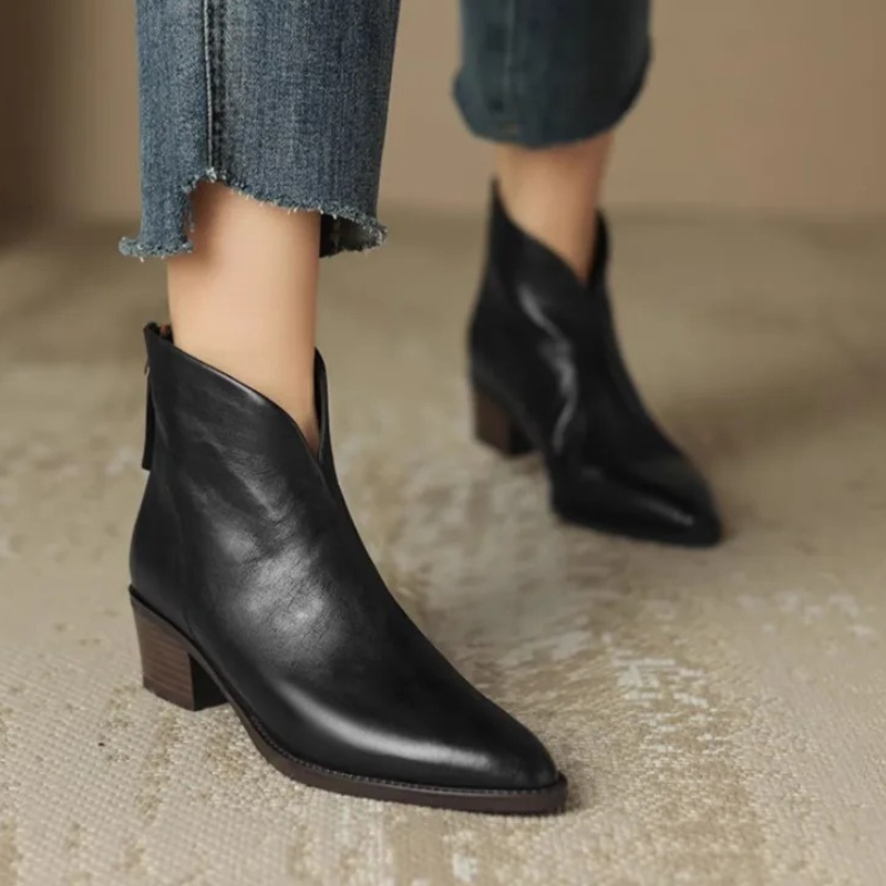 Stiefeletten Leder Spitze Seitenreißverschluss Blockabsatz Elegante Passform