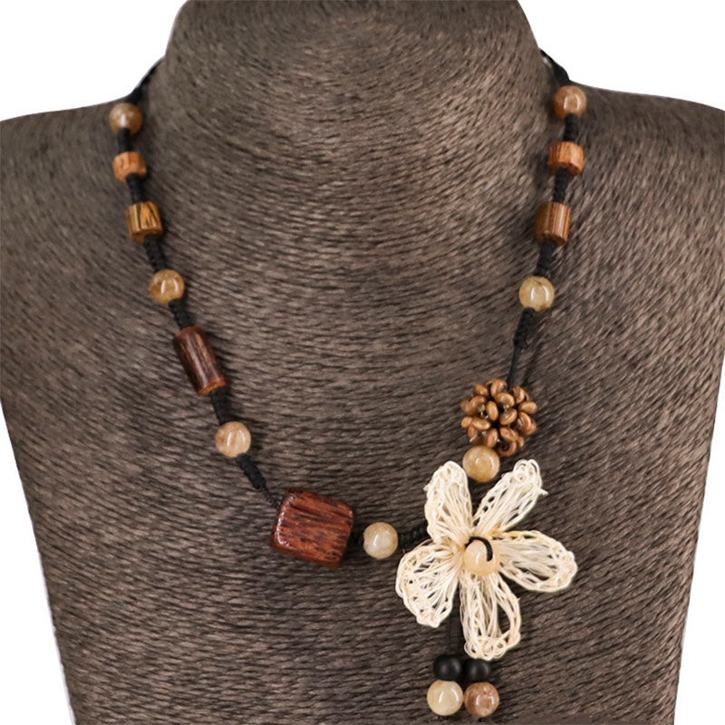 Handgewebte Blumenkette | Shop Nory