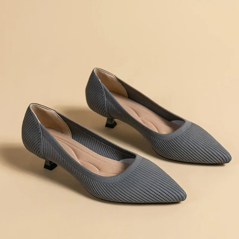 Orthopädische Schuhe mit Absatz