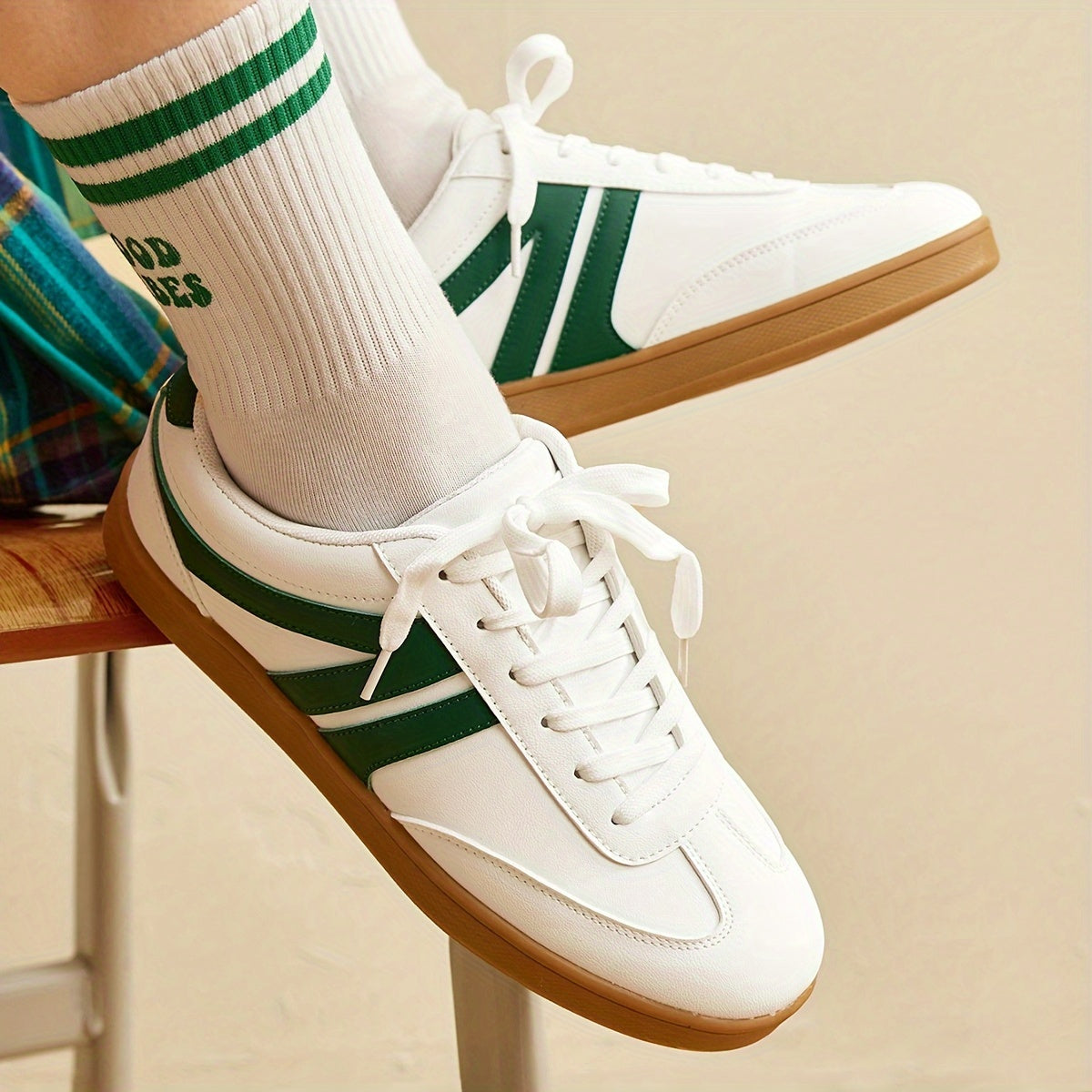 Bequeme Damensneaker In Einfarbigen Farben