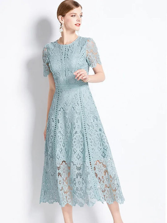 Elegantes Spitzenkleid Midi-Länge
