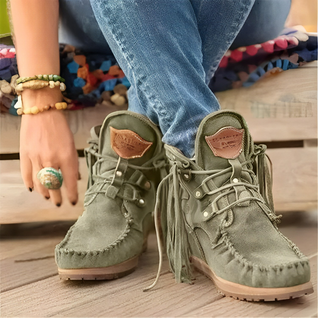 Schnürstiefel