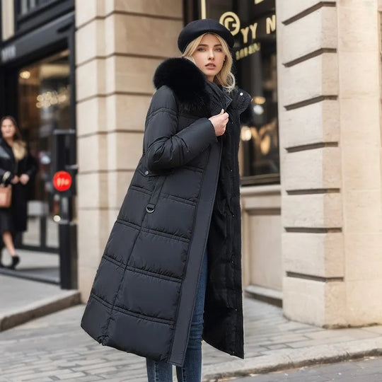 Damen lange Winterjacke mit Pelzmütze und Gürtel