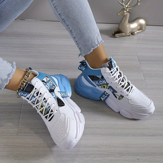 Bequeme, rutschfeste Knöchelsneaker mit Schnürsenkeln