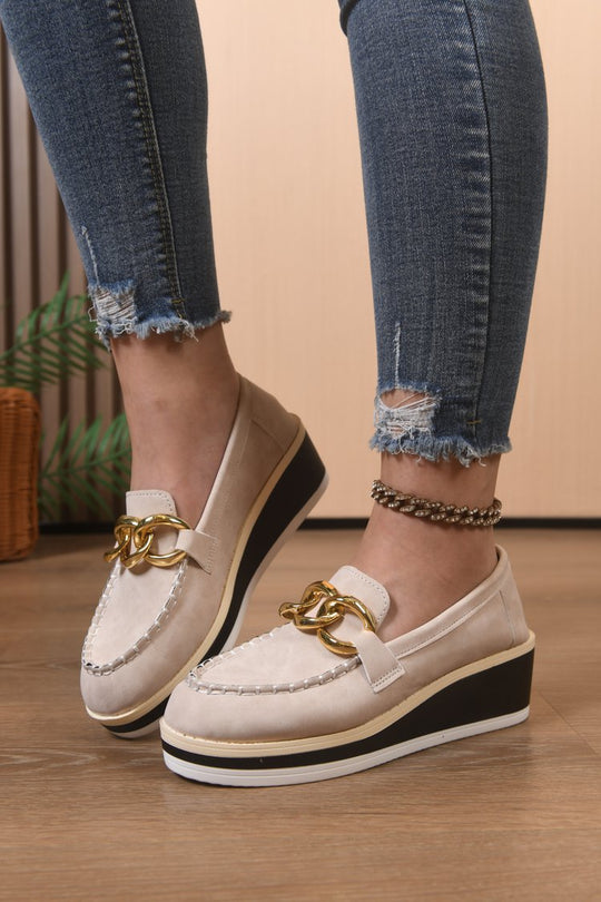Orthopädische Slipper mit dicker Sohle und Ketten