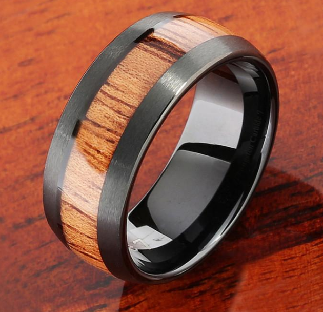 Schwarzer gebürsteter Koa-Holz-Tungstenring | Shop Nory