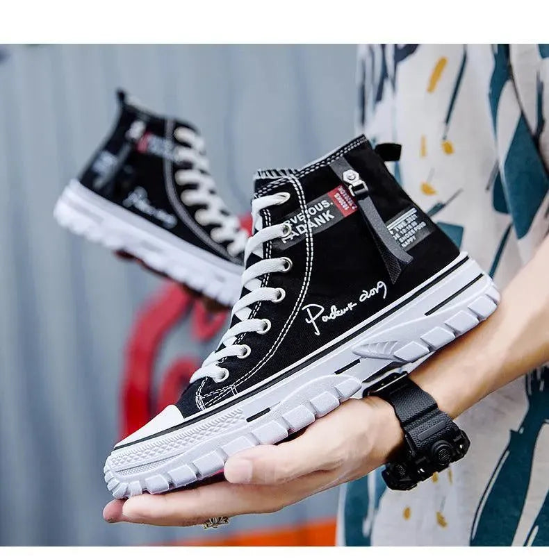Sneaker High für Herren – Urbaner Stil und legerer Komfort