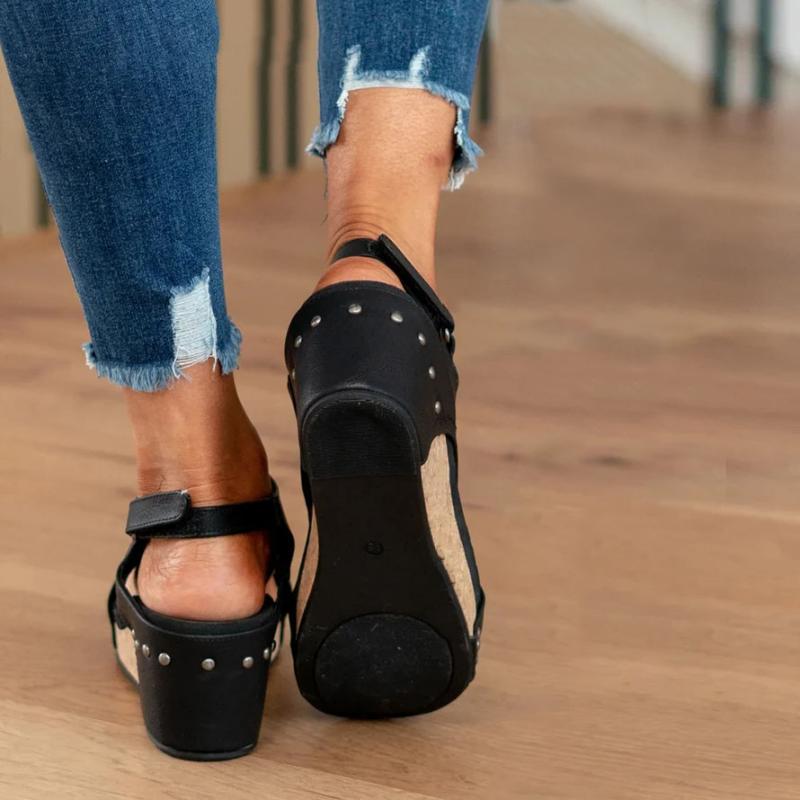 Sandalen Mit Keilabsatz