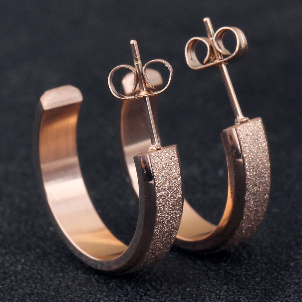Damen Creolen mit funkelndem Oberflächenfinish Shop Nory