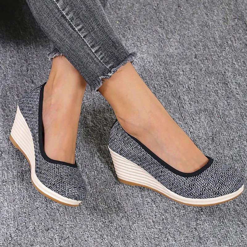 Lässige Keilschuhe