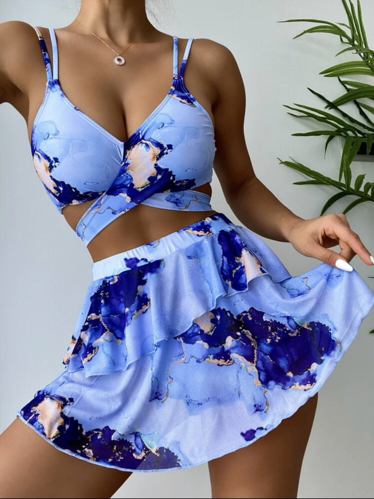 Dreiteiliges Bikini-Set mit Marmordruck