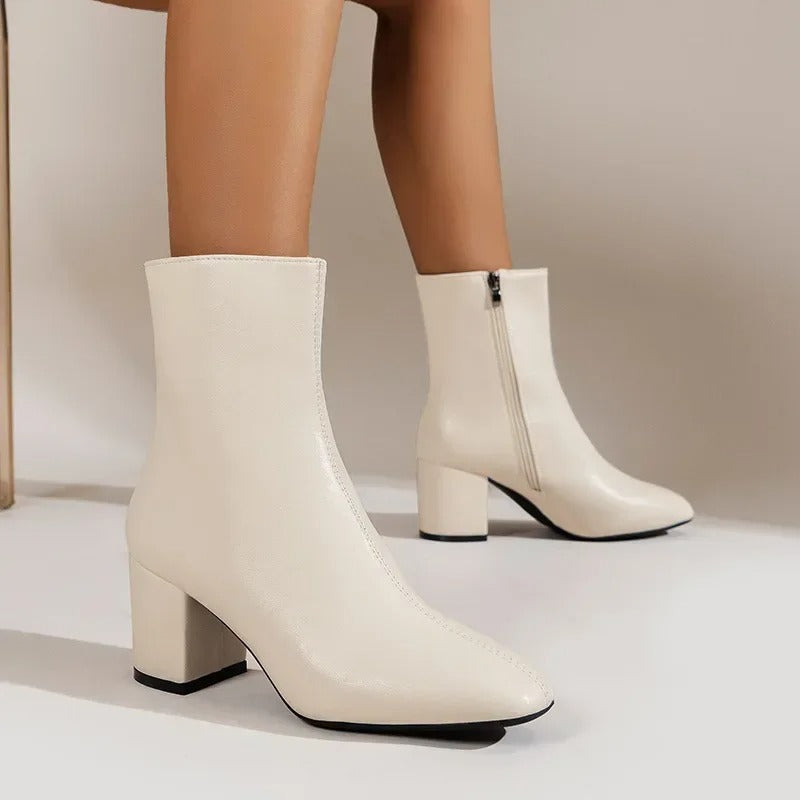 ShopNory | Elegante und Vielseitige Stiefeletten