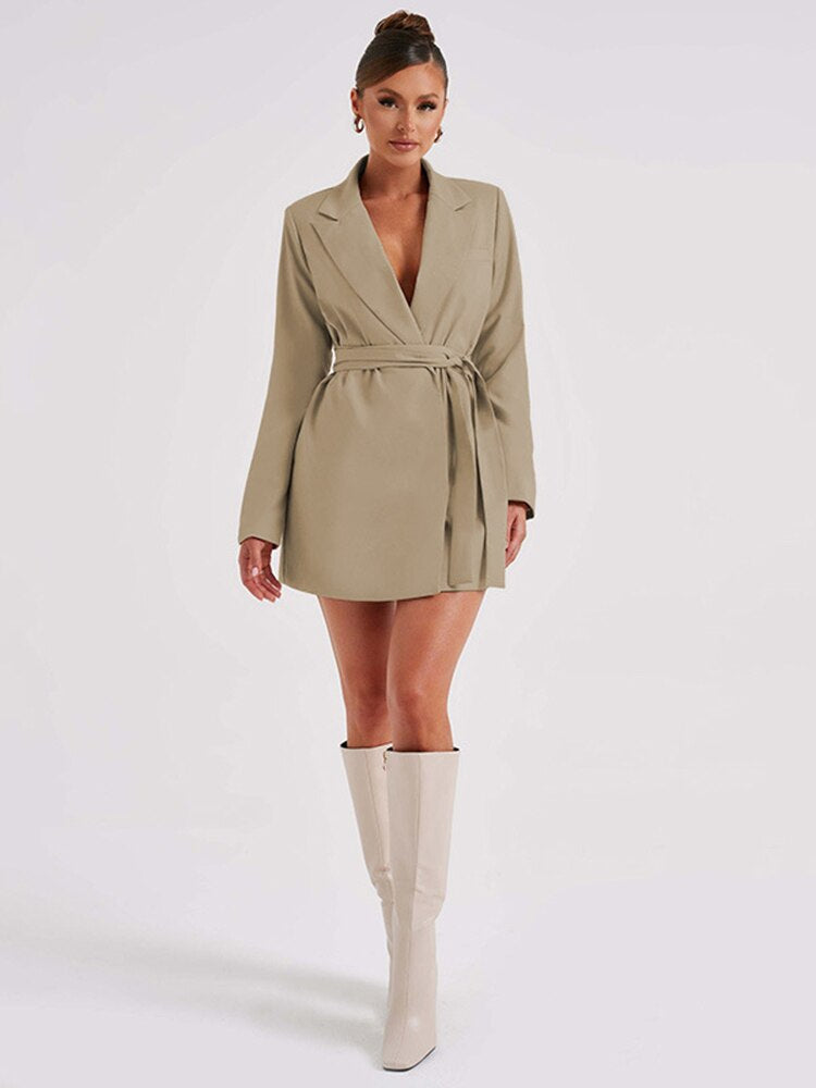 Schwarzes Damen Blazerkleid mit V-Ausschnitt | ShopNory