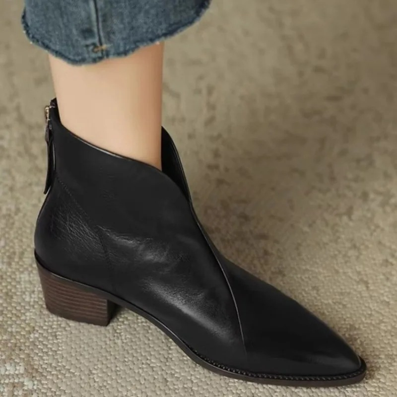 Stiefeletten Leder Spitze Seitenreißverschluss Blockabsatz Elegante Passform