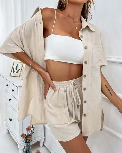 Lässiges Set Aus Einfarbigem Hemd und Shorts