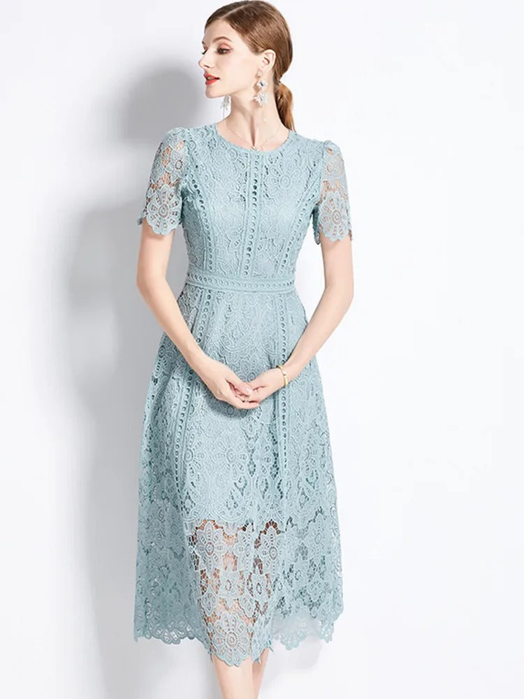 Elegantes Spitzenkleid Midi-Länge