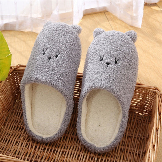 Flauschige Tierpantoffeln