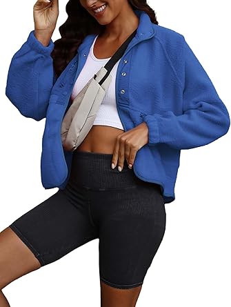 Warme Fleecejacke mit Taschen
