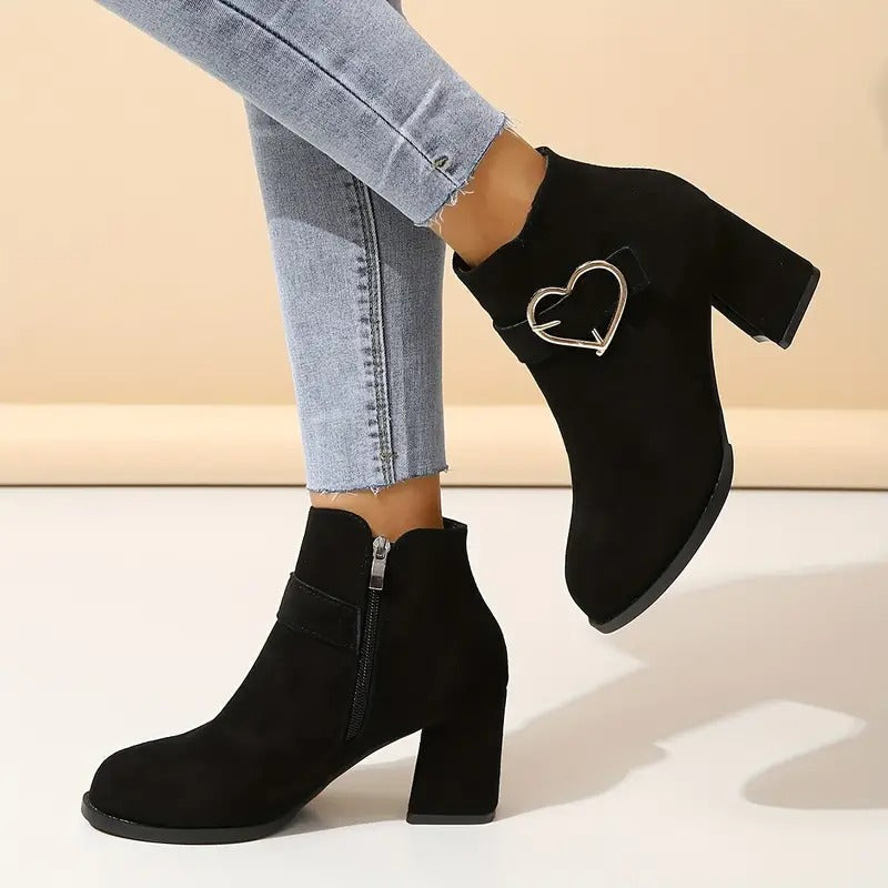 Damenstiefel mit Blockabsatz