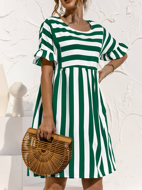 Gestreiftes Kurzes Kleid