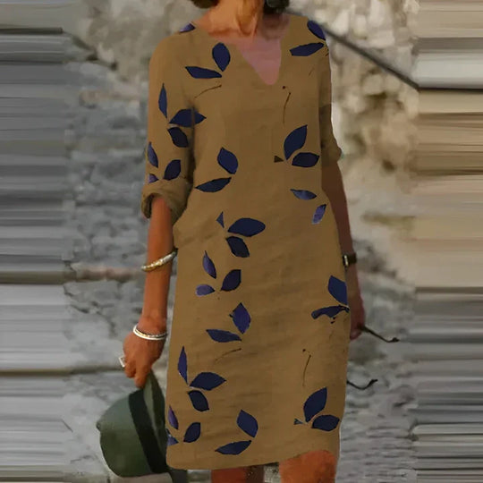 Atemberaubendes sommerkleid mit blätterprint für damen