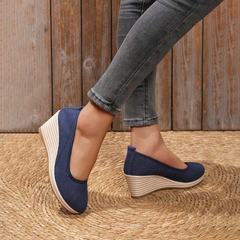 Lässige Keilschuhe