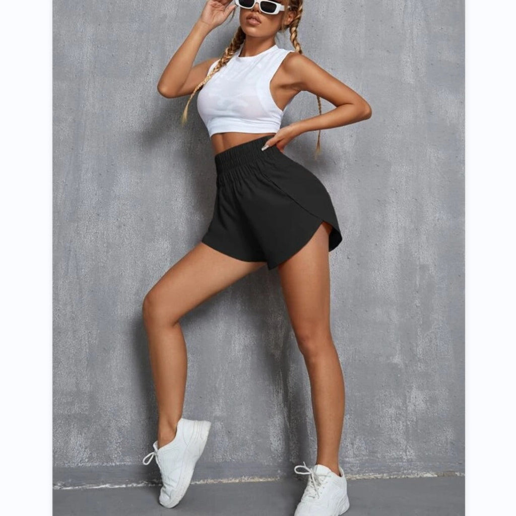 Lockere Sportshorts mit hoher Taille