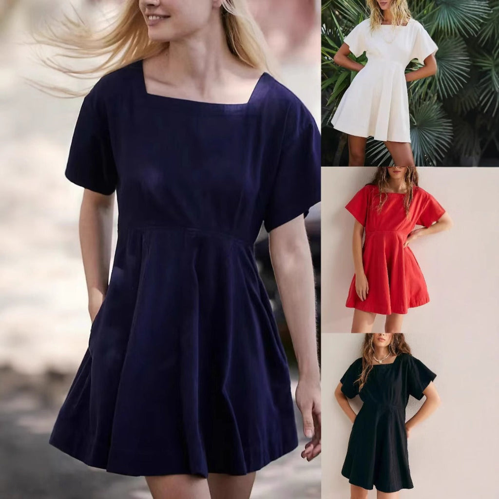 Freizeitkleid mit quadratischem Ausschnitt und Knöpfen