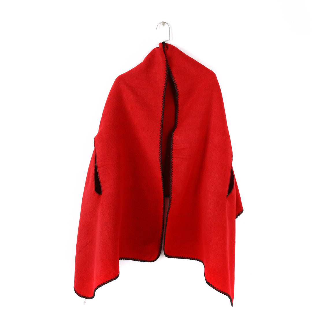 Damen Übergroßer Ruana-Poncho mit Armausschnitten und kontrastierender Kettelnaht Shop Nory