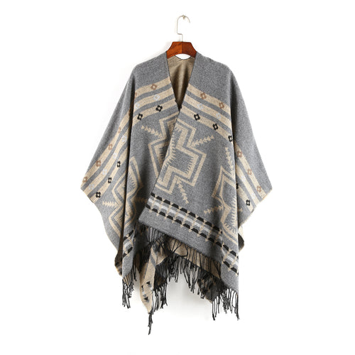Damen Oversize-Poncho im Ruana-Stil mit Ethno-Jacquard und Fransensaum Shop Nory