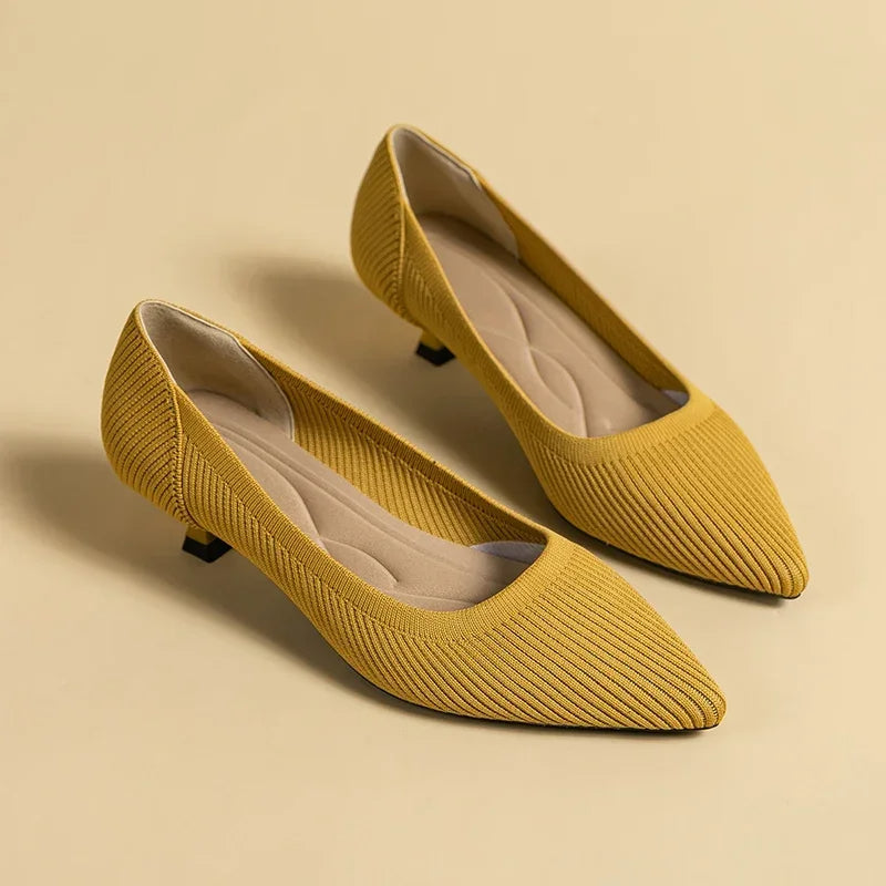 Orthopädische Schuhe mit Absatz