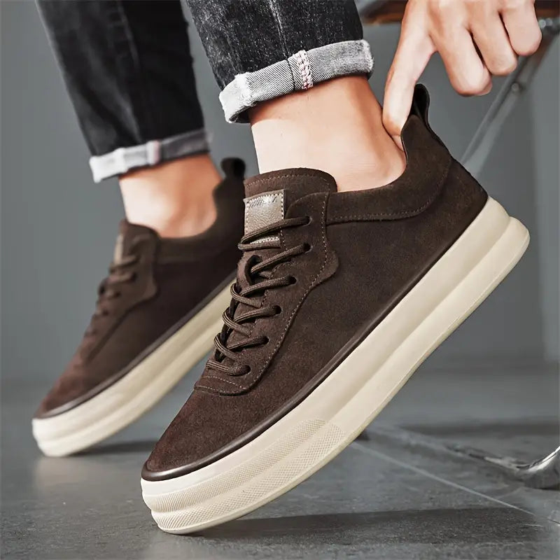 Low-Top Herrenschuhe