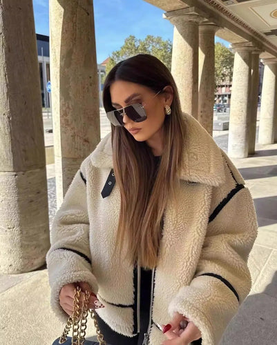 Shop Nory | Weiche, Warme Teddyjacke
