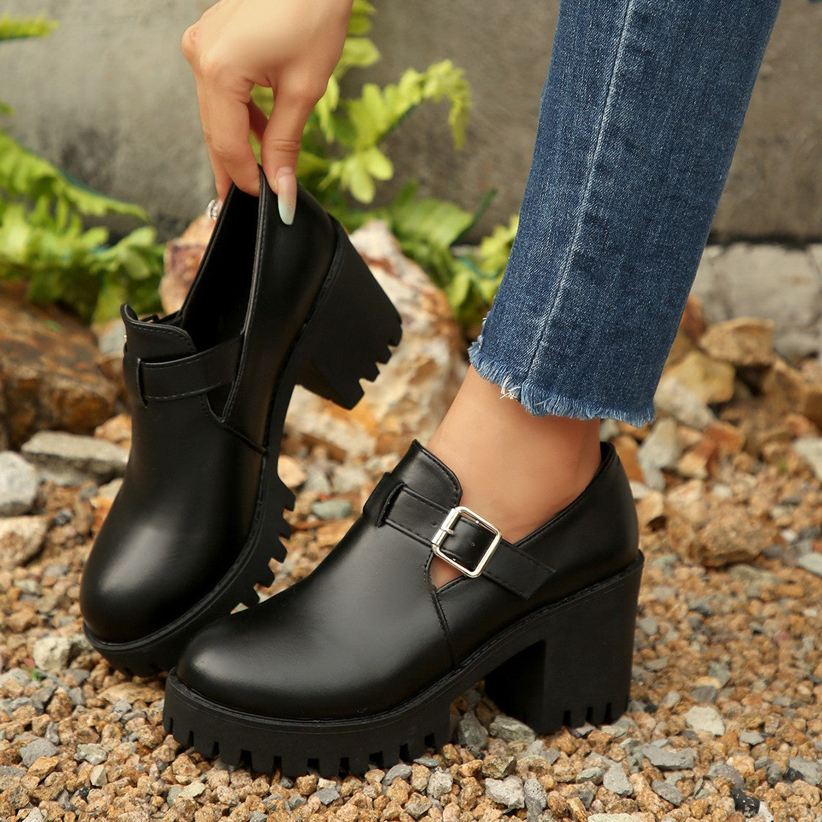 Modische Ankle Boots mit Blockabsatz