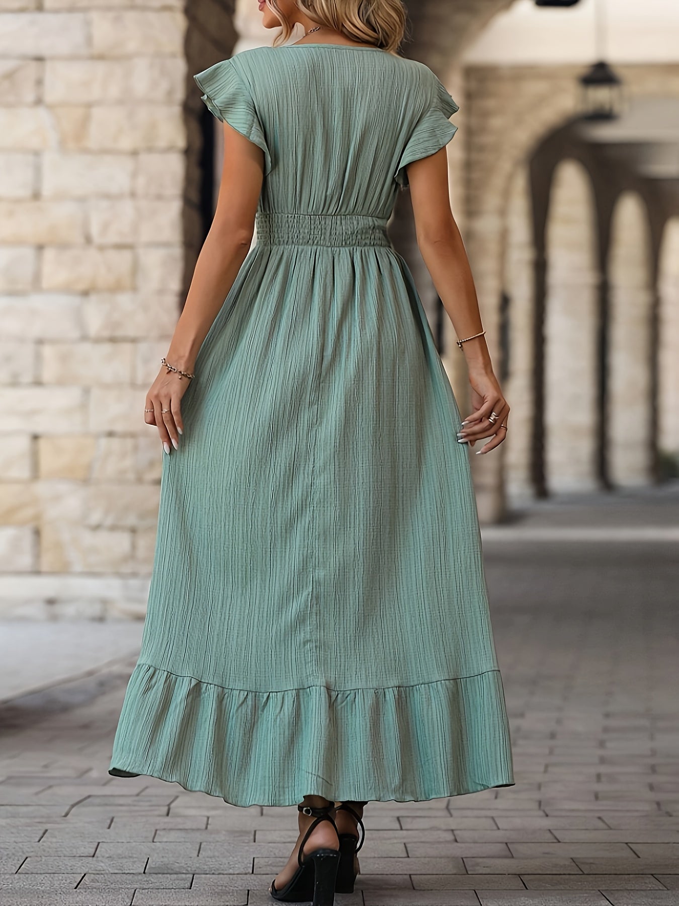 Shopnory | V-Ausschnitt Rüschenkleid mit Kurzen Ärmeln für Frauen