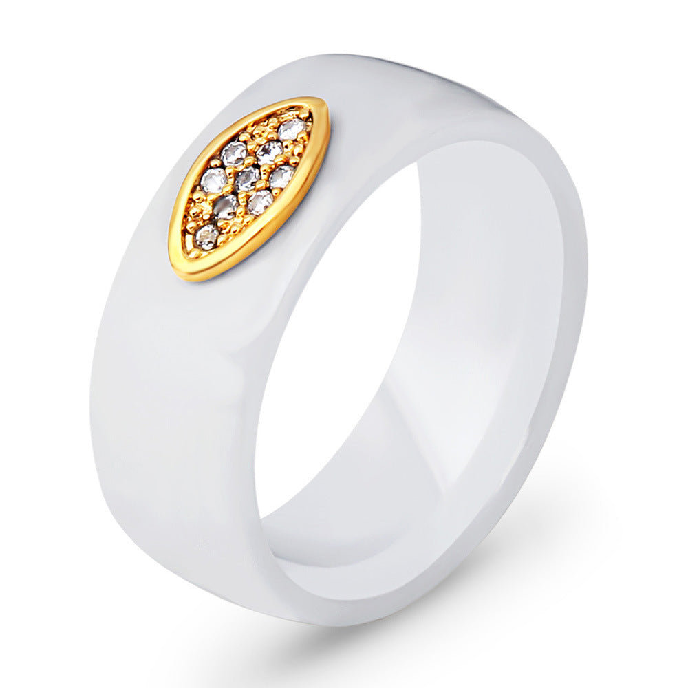 Damen Ring mit edel geschwungenem Design und funkelndem Kristalleinsatz Shop Nory