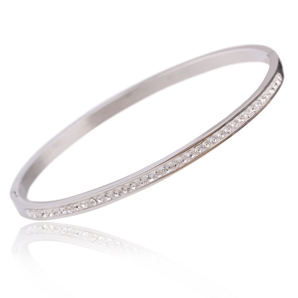 Damen Armband aus hochwertigem Edelstahl mit funkelndem Kristallbesatz Shop Nory