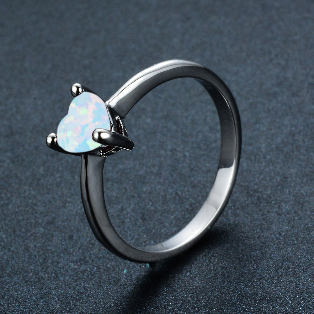 Damen Ring mit herzförmigem Opal und eleganter Zirkonia-Fassung Shop Nory