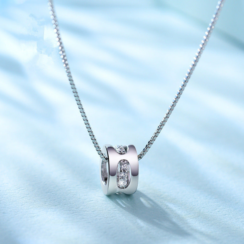 Damen Halskette mit modernem Anhänger aus hochwertigem Edelstahl und funkelnden Zirkonia-Elementen Shop Nory