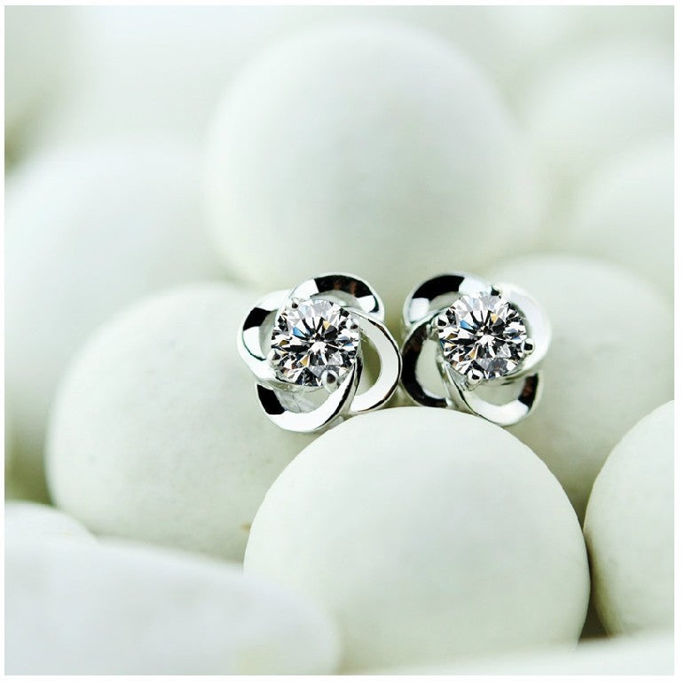 Damen Glitzernde Ohrstecker im floralen Stil Shop Nory