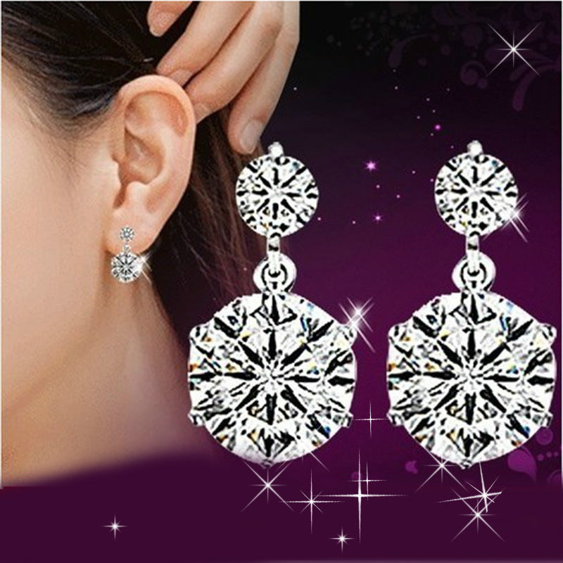 Damen Ohrstecker mit funkelnden Zirkonia und elegantem Design Shop Nory