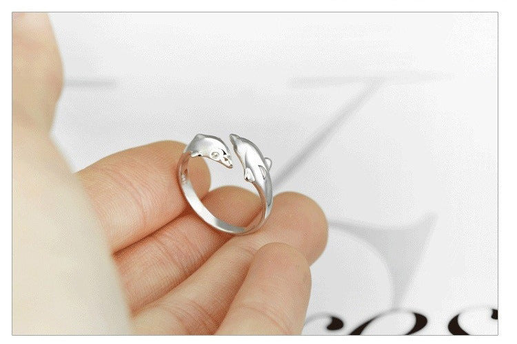 Damenring mit kunstvollem Delfin-Motiv und hochwertiger Verarbeitung Shop Nory