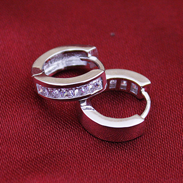 Damen Ohrschmuck mit funkelnden Zirkonia und elegantem Design Shop Nory